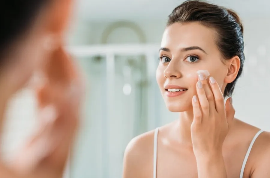 Chăm Sóc Da Khi Ngồi Điều Hòa Thường Xuyên